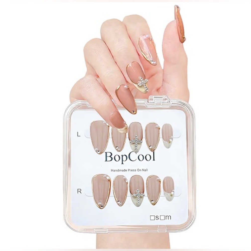 💎Luxury Rhinestone Gold Handmade Press-On Nails | Almond Shape - Size Medium✨